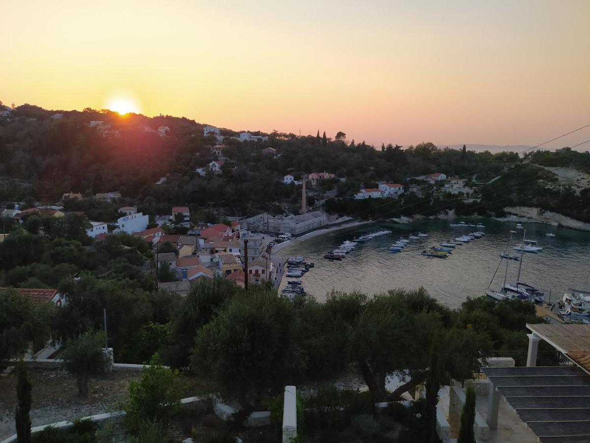 Captain'S House Longos  Экстерьер фото